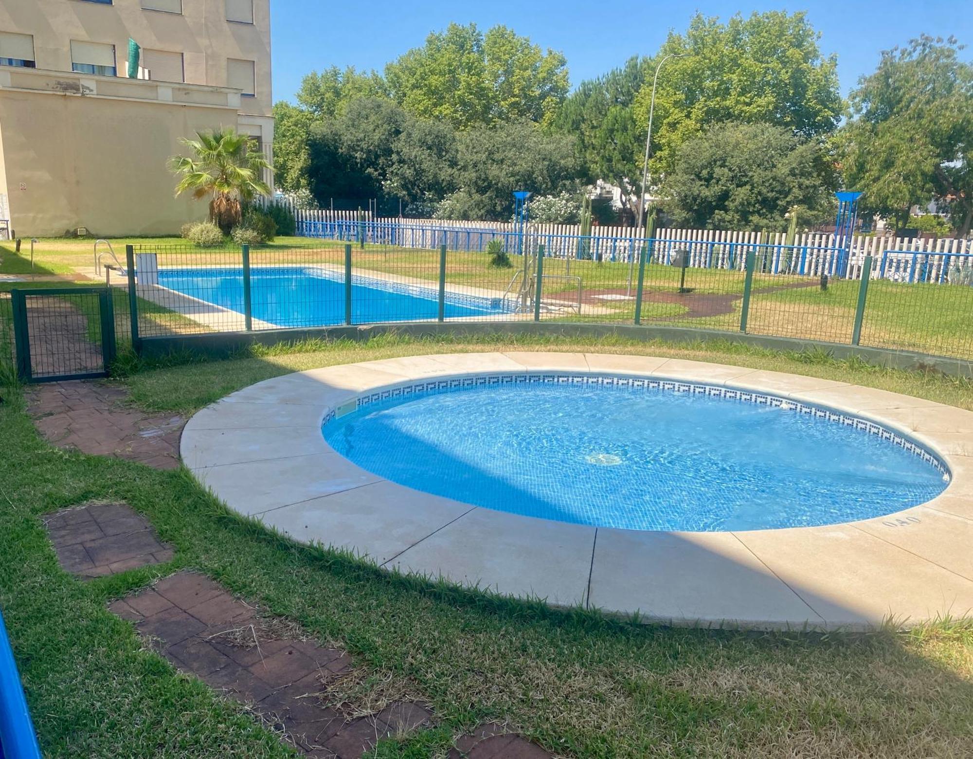 Apartamento FIBES con parking gratis. Apartamento Sevilla Este. Sevilla